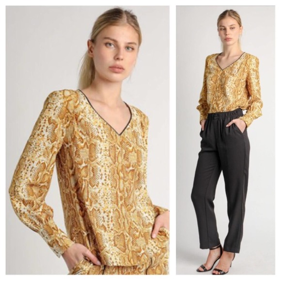 Anthropologie Tops - ANTHROPOLOGIE Current Air Snake Skin Top Yellow S